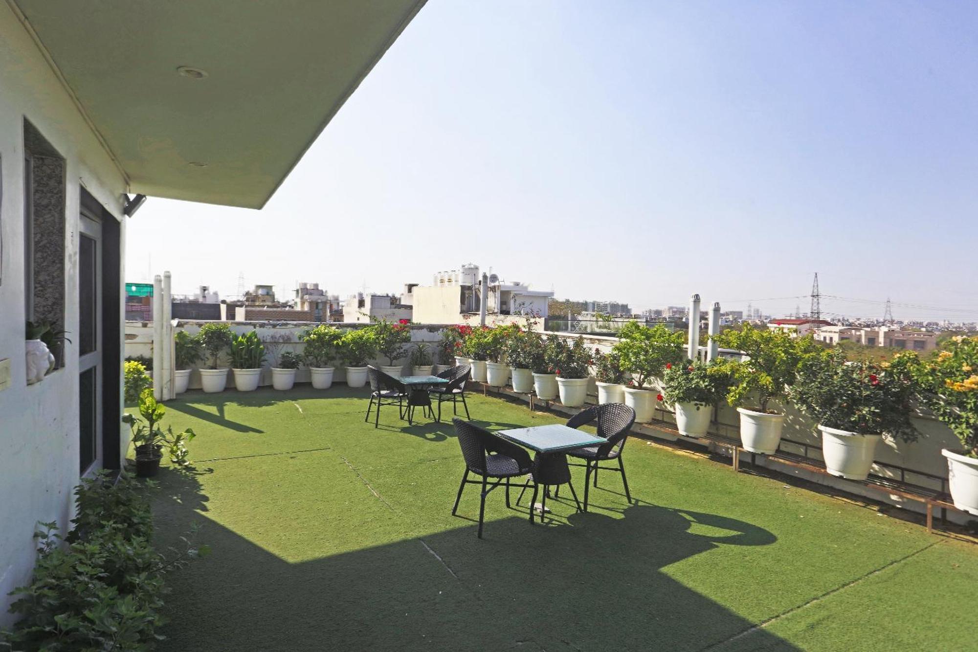 Hotel Aerostar Gold - Opposite Max Healthcare 델리 외부 사진