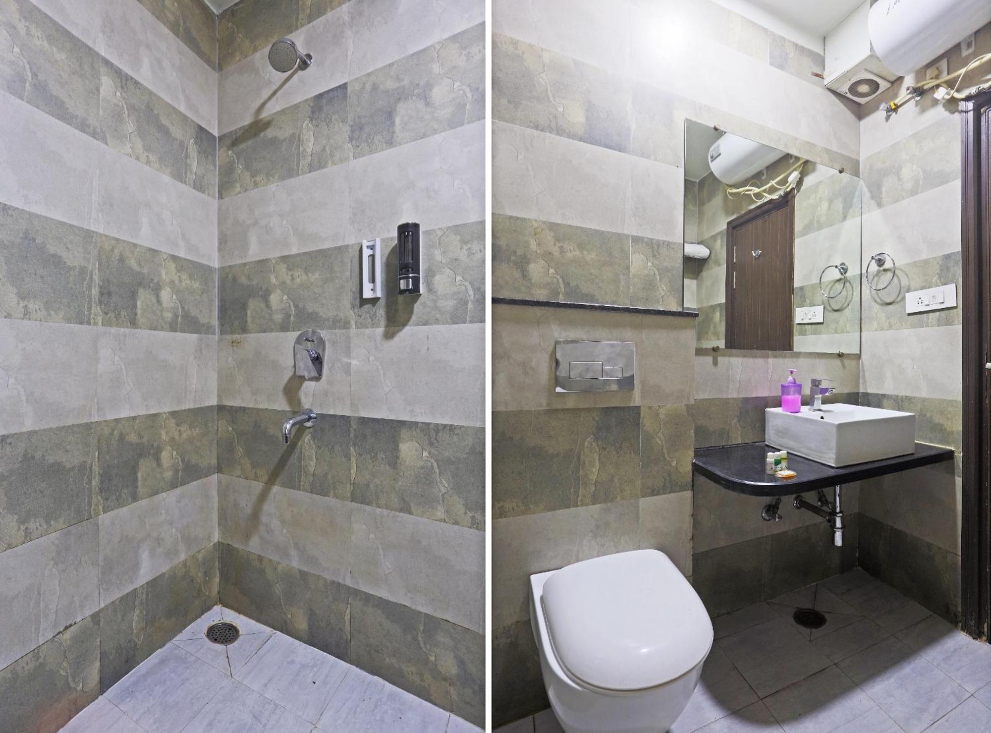 Hotel Aerostar Gold - Opposite Max Healthcare 델리 외부 사진